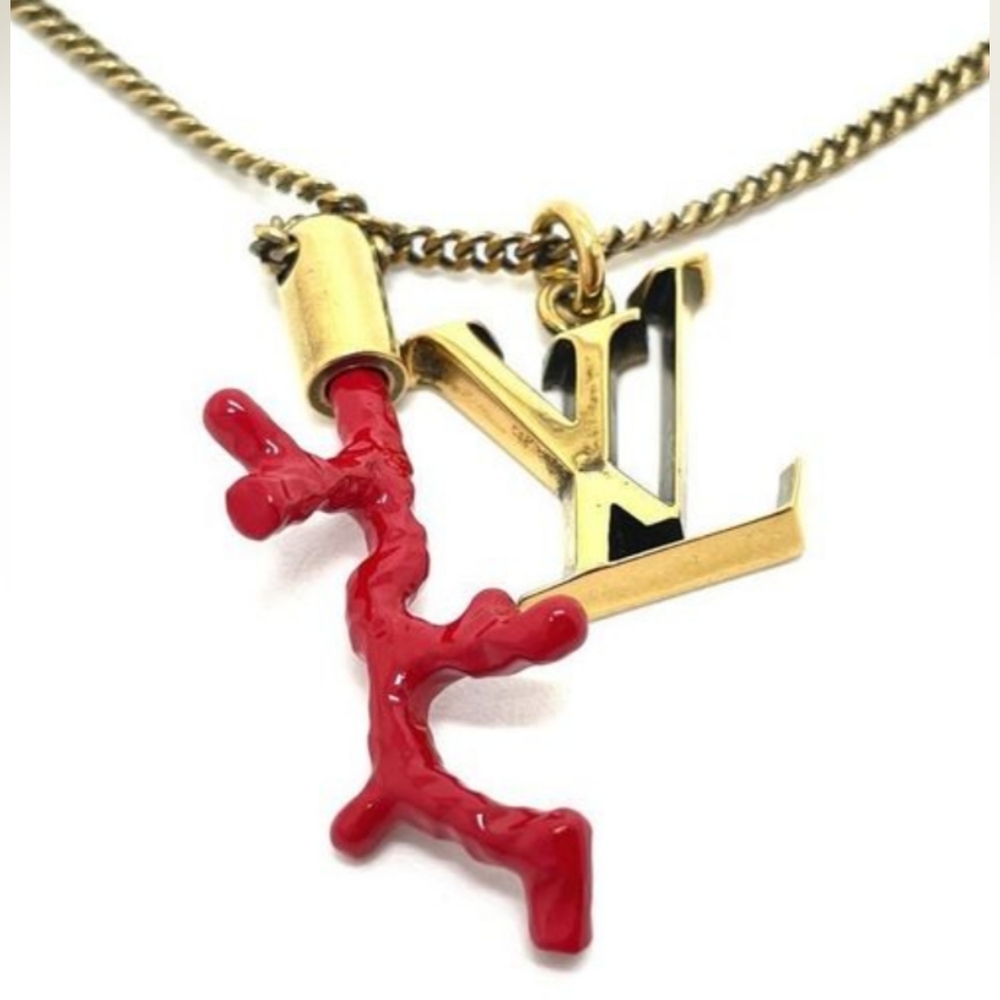 Louis Vuitton Coral LV Initials Necklace W/ Box & Dust Bag - Picture 9 of 10